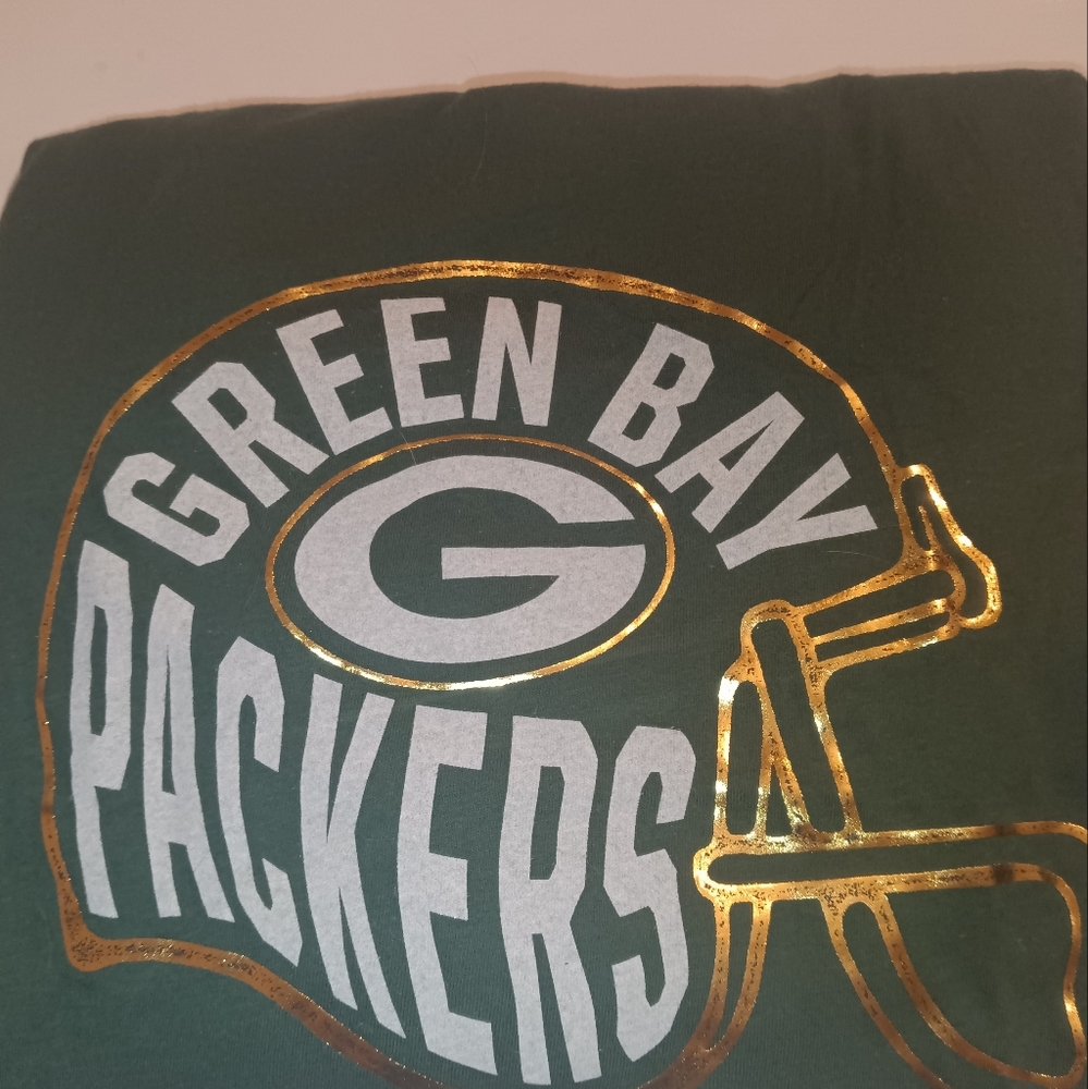 Green Bay Packers long sleeve shirt.